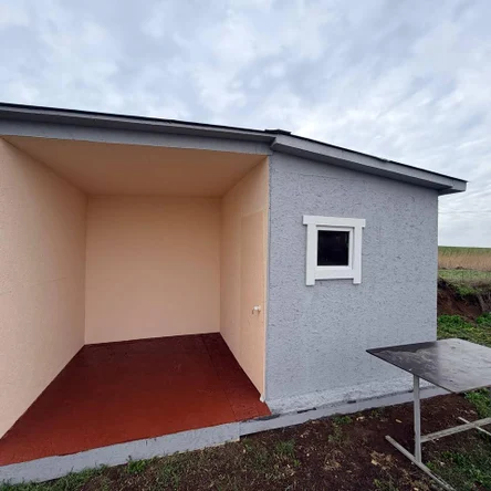 Беседка на 8 человек днем